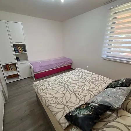 Tiny House, Renowned Location, 20 Minutes From Prague Ritka
