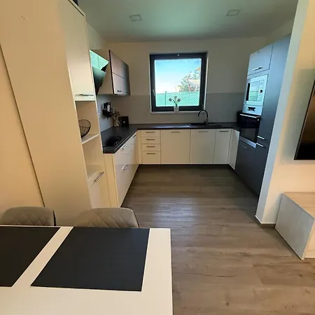 Hébergement de vacances Tiny House, Renowned Location, 20 Minutes From Prague *