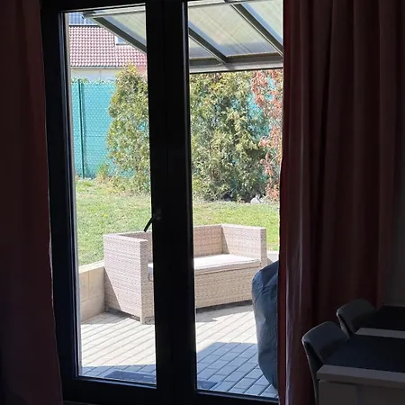 Tiny House, Renowned Location, 20 Minutes From Prague *