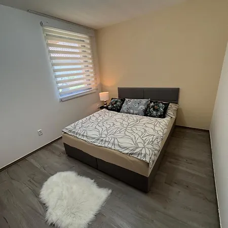 Tiny House, Renowned Location, 20 Minutes From Prague Ritka